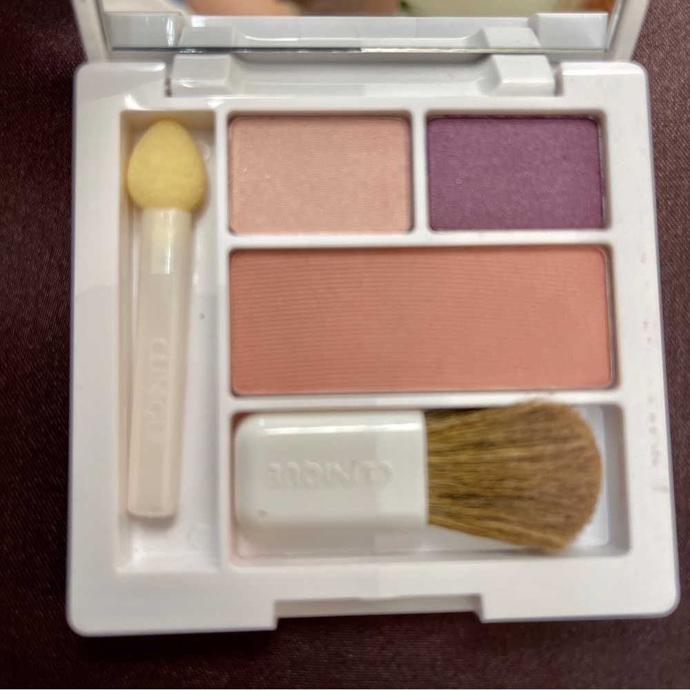 ✅NEW  “Clinique” All about shadow duo & Blusher